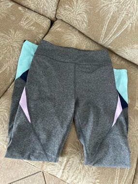 Women’s Gray Active Leggings with Colorblock Panels